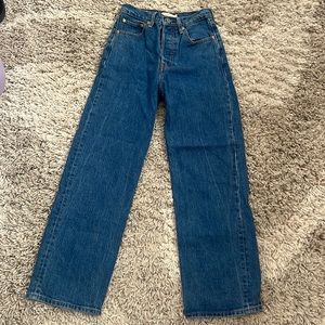 Levi ribcage straight leg jeans NWOT